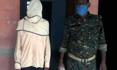 बेटा गाड़ी ख़रीदने की ज़िद पर अड़ा था ,पिता ने कुल्हाड़ी से काट डाला ।