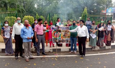 अखिल भारतीय क्षत्रिय महासभा ने फूंका संजय राउत का पुतला