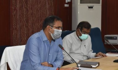 खाद्यान्न उठाव व वितरण नहीं करने वाले जनवितरण प्रणाली के बिक्रेताओं को डीएम ने दिये कड़ी चेतावनी