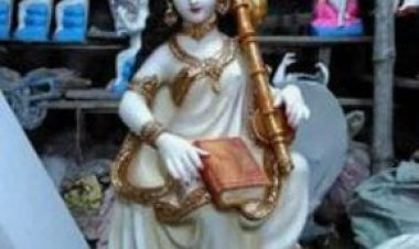 माता सरस्वती ज्ञान, कला और स्वर की अधिष्ठात्री देवी