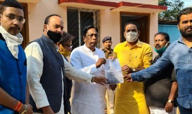 छठ पर जारी गाइडलाइन में संशोधन की मांग को ले मंत्री को सौंपा ज्ञापन