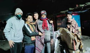 कृष्णा नगर कॉलोनी गुरुद्वारा के गुरुनानक सेवक जत्था ने जरूरतमंदों को बांटे कंबल