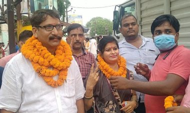 जिप पद के लिए गुड़िया ने किया नामांकन