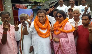 बेलागंज प्रखंड के क्षेत्र संख्या 7 से सरिता कुमारी ने जिप पद के लिए किया नामांकन