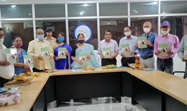 डॉ.रीता कुमारी रचित “काॅन्सेप्ट आॅफ गाइडेंस एंड काउंसिलिंग” का लोकार्पण