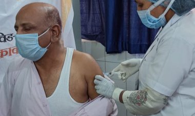 कोरोना से बचाव के लिए वैक्सीन जरूर लगवाएं : वीरेन्द्र साहू