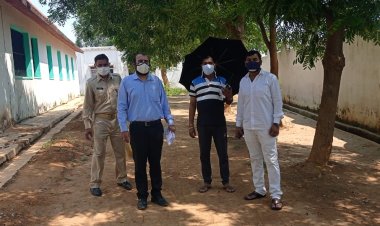 इंडिया यंग फाउंडेशन के सदस्यों ने इंसानियत को नयी उंचाई दी ।