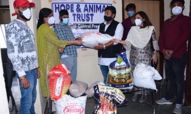 बेजुबान जानवरों के निवाले के लिए आदित्य विक्रम जायसवाल ने होप एंड एनिमल ट्रस्ट को दी खाद्य सामग्री