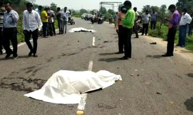 बोकारो : स्विफ्ट डिजायर ने मारी बाइक में टक्कर,पिता-पुत्र की मौत