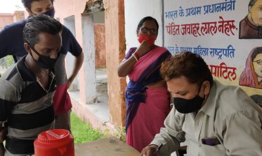 सिंदरी बस्ती में चलाया गया स्वास्थ्य जांच अभियान