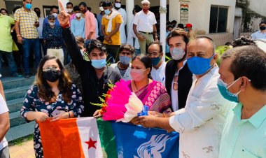 एनएसयूआई ने दीपिका पांडे सिंह का किया अभिनंदन