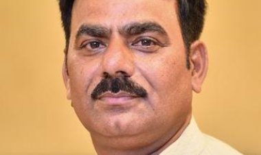 केंद्र सरकार की जनविरोधी नीतियों से जनता त्रस्त : शशिभूषण राय