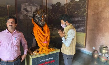 अखिल भारतीय विद्यार्थी परिषद ने भगवान बिरसा मुंडा को दी श्रद्धांजलि