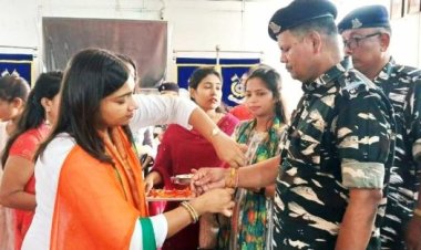 ‘देश के जवानों की कलाइयों पर ओजस्विनी का रक्षासूत्र’ कार्यक्रम हर्षोल्लासपूर्वक सम्पन्न:-डॉ. रश्मि