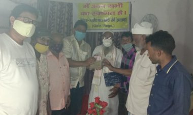 गरीब बच्चों के स्कूल बनाने के लिए समाजसेवी गुलाम मुस्तफा ने किया आर्थिक सहयोग