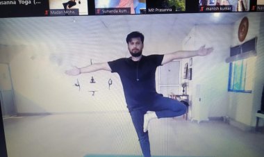 आयकर विभाग ने किया ऑनलाइन योगाभ्यास कार्यक्रम आयोजित