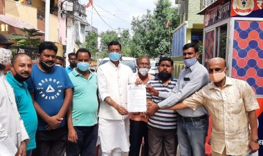 राष्ट्रीय ओबीसी मोर्चा ने सांसद संजय सेठ को सौंपा ज्ञापन