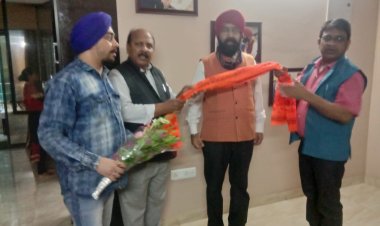 पत्रकारों को यथाशीघ्र दिलाएंगे रियायत : गुरविंदर सिंह सेठी