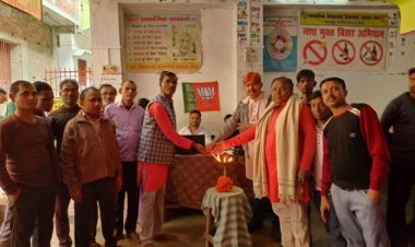 भाजपा बुनकर प्रकोष्ठ के तत्वाधान में प्रधानमंत्री विश्वकर्मा योजना का रजिस्ट्रेशन के लिए विशेष शिविर का आयोजन हुआ संपन्न