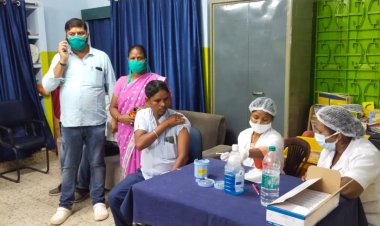 गुरु कृपा स्कूल में वैक्सीनेशन कैंप आयोजित, एक सौ लोग हुए लाभान्वित