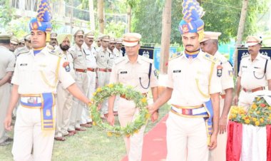 सीआरपीएफ मुख्यालय में शहीद जवानों की याद में मनाया शौर्य दिवस