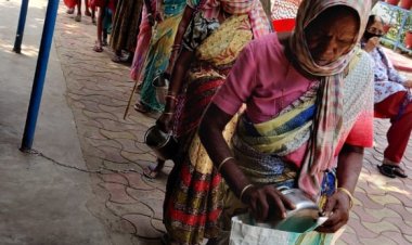 समाजसेवी शांति सिंह ने गरीबों को खिलाया पुलाव-सब्जी