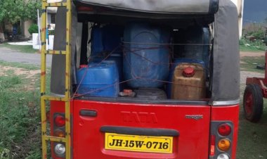 दर्दमारा बिहार – झारखण्ड बोर्डर से अवैध पेट्रोल व डीजल लोड मैजिक गाड़ी को पुलिस ने किया जब्त