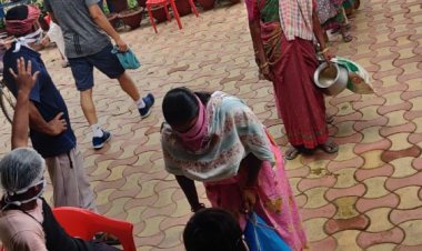 लाइट हाउस कैफे एंड रेस्टोरेंट ने गरीबों को कराया भोजन