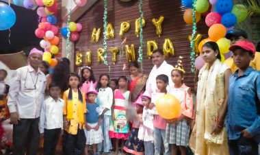 पौधा वितरण कर मनाया जन्मोत्सव