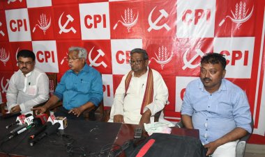 किसानों-मजदूरों को धोखा दे रही है मोदी सरकार :सांसद विनय विश्वम