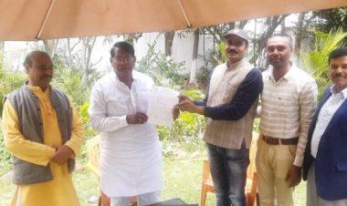 जाति आधारित जनगणना की मांग को ले राष्ट्रीय ओबीसी मोर्चा का प्रतिनिधिमंडल मिला डॉ.रामेश्वर उरांव से