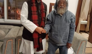 दिशोम गुरू शिबू सोरेन से मिले सुबोधकांत सहाय, दी नववर्ष की शुभकामनाएं