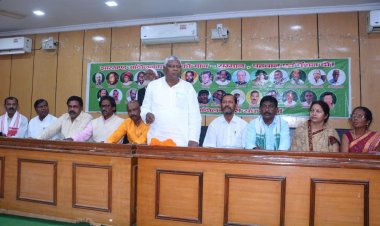 झारखंड आंदोलनकारी संघर्ष मोर्चा की बैठक में बोले मथुरा प्रसाद महतो,’आंदोलनकारियों को समुचित सम्मान सरकार के एजेंडे में शामिल’