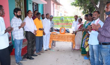 एनइ होरो की 97 वीं जयंती सादगी से मनाई गई,एनई होरो की जीवनी पाठ्यक्रमों में शामिल करने की मांग