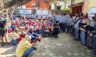 सरला बिरला पब्लिक स्कूल के बच्चों ने ठंड से बचने के लिए ज़रूरतमंदों को कंबल दिया