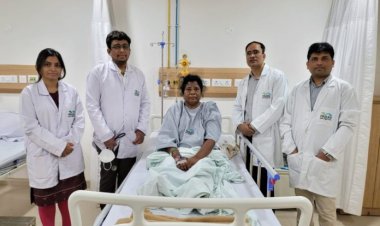 पारस एचईसी अस्पताल में दुर्लभ 2.5 किलो के ट्यूमर की हुई सफल सर्जरी