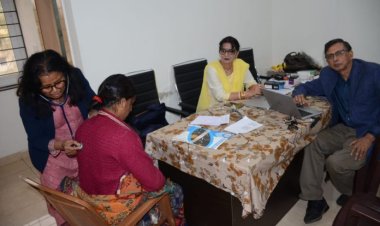 प्राण क्लिनिक के डॉक्टरों ने प्रेस क्लब में शुरू किया स्वास्थ्य जांच