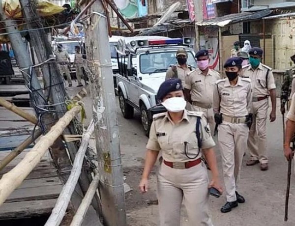मुंगेर : मूर्ति विसर्जन के दौरान हिंसा,पुलिस फायरिंग से 1 की मौत