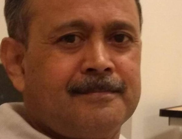 बीमा कंपनी के सीनियर डिविजनल मैनेजर तापस साहा का निधन