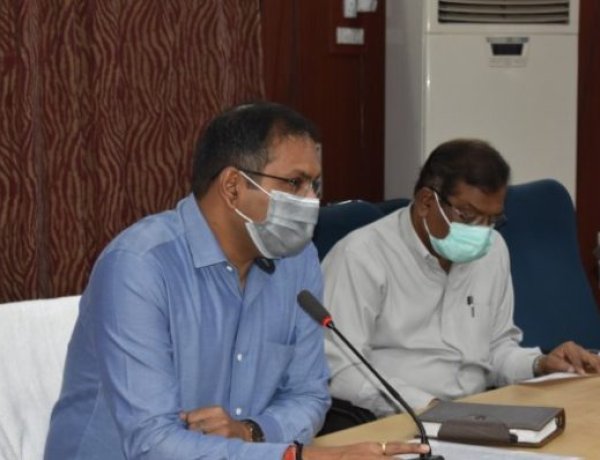 खाद्यान्न उठाव व वितरण नहीं करने वाले जनवितरण प्रणाली के बिक्रेताओं को डीएम ने दिये कड़ी चेतावनी