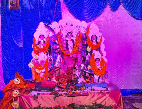 अनंतपुर-निवारणपुर दुर्गापूजा समिति ने पेश की सादगी की मिसाल