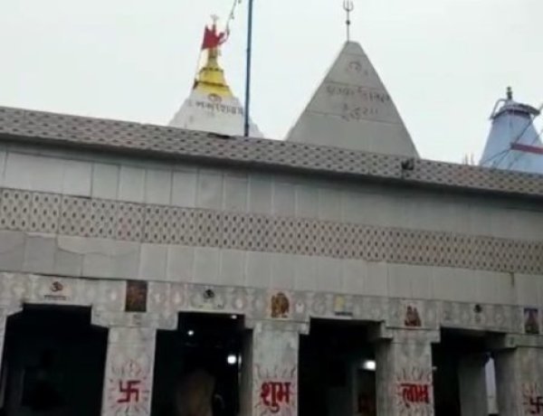 गया शहर के रामशिला पहाड़ स्थित पातालेश्वर मंदिर से हजारों की चोरी
