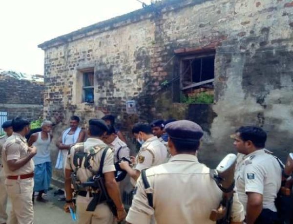 पंचायत चुनाव और गोलियों की गूंज ,१६ गोलियां खाने के बाद भी बच गया टाल क्षेत्र का कुख्यात