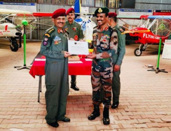 आर्मी एडवेंचर नोडल सेंटर माइक्रोलाइट, गया के कर्नल लक्ष्मीकांत यादव के नेतृत्व में टीम फ्लाइंग रैबिट्स ने 5 नए राष्ट्रीय रिकॉर्ड स्थापित किए