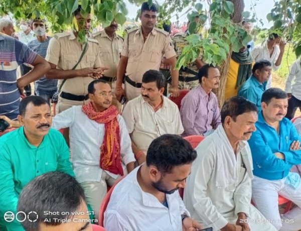 छात्र अमन नागसेन की चीन में हुए हत्या के बाद शव पहुँचा गया, अंतिम दर्शन के लिए उमड़ी लोगों की भीड़