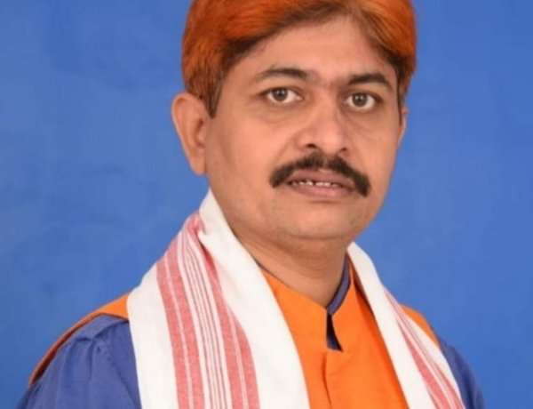 लघु उद्योग के कई लाभ, आत्मनिर्भर राष्ट्र के निर्माण, राष्ट्र के आर्थिक विकास और रोजगार सृजन में लघु उद्योगों की अहम भूमिका