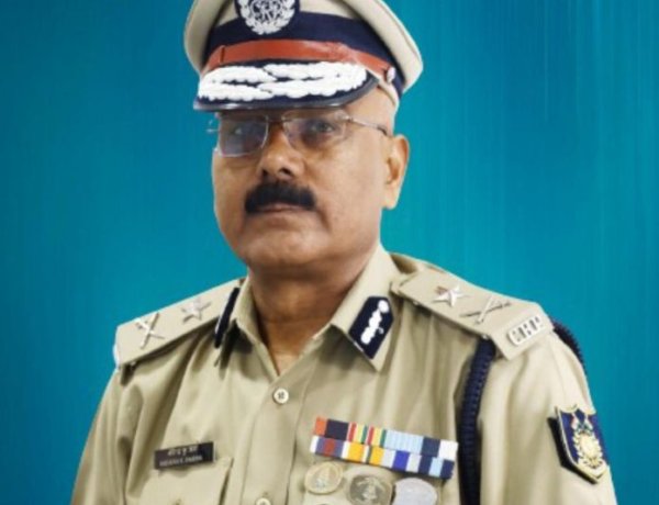 जहानाबाद निवासी सीआरपीएफ आईजी बीरेंद्र को गृहमंत्री विशिष्ट परिचालन पदक से नवाजा