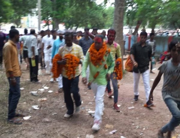 अतरी प्रखण्ड के धुसरी पंचायत से नवलेश सिंह ने पंचायत समिति पद पर किये नामांकन