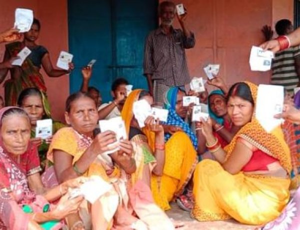 बिहार पंचायत चुनाव 2021 : 3144 निर्विरोध, 186 पद रिक्त, 78472 की क़िस्मत EVM में क़ैद