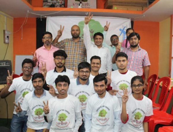 वृक्ष वी द चेंज दिवाली में शिक्षा का दीपक बना- प्रकाश राम पटवा